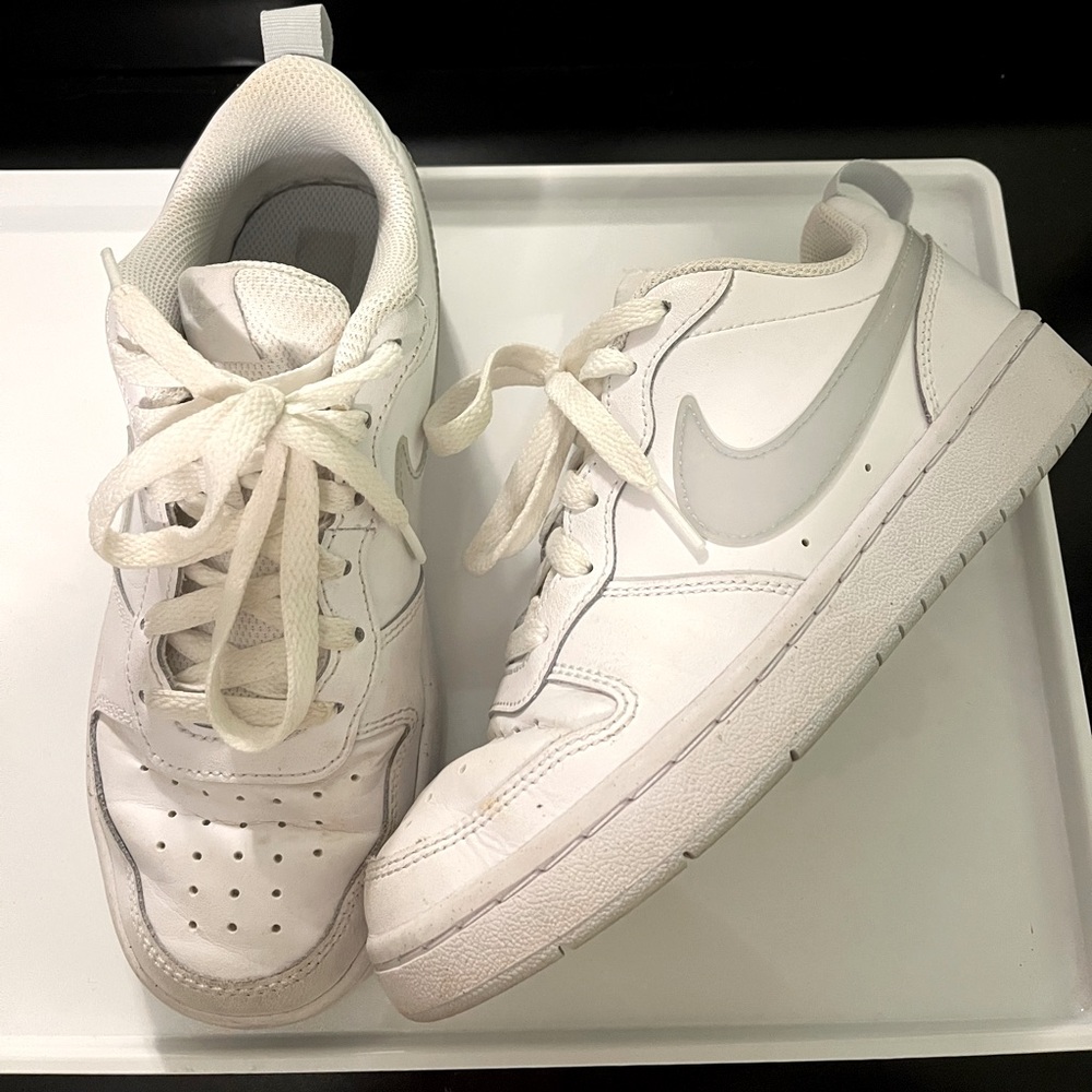 Nike court borough low ‘White aura’ Size 3.5Y/ womens 5 sneakers